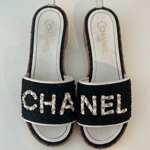 Chanel sandals black tweed size 40